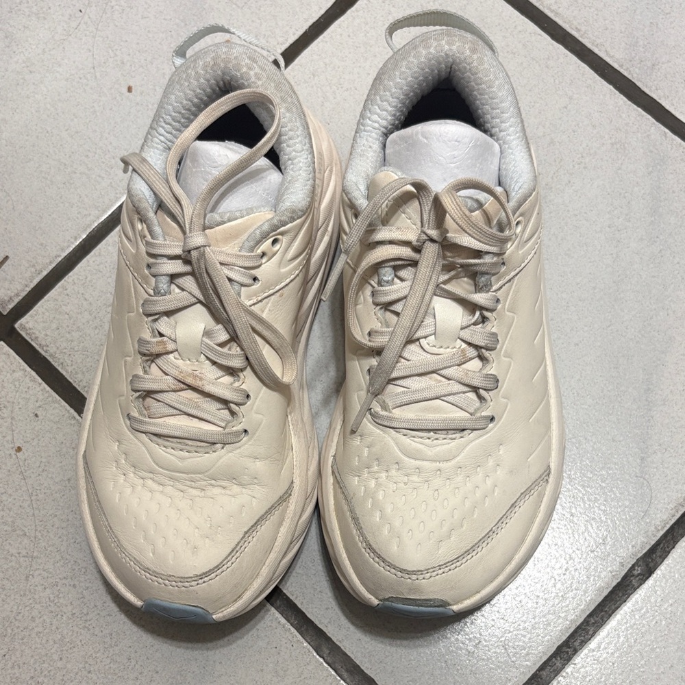 HOKA W Bondi SR size 6 cream/beige color- Non-Slip - Picture 8 of 8